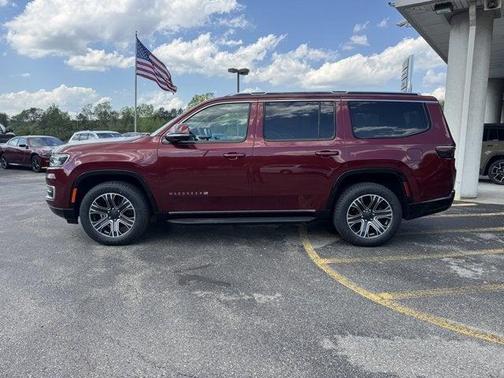 Velvet Red Pearlcoat 2022 Jeep Wagoneer Series III 4x4
