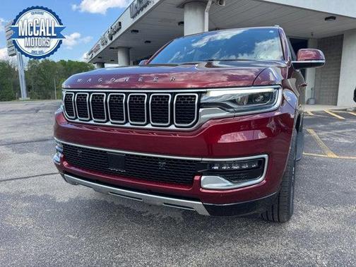 Velvet Red Pearlcoat 2022 Jeep Wagoneer Series III 4x4