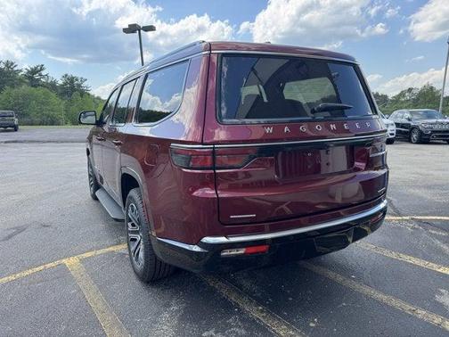 Velvet Red Pearlcoat 2022 Jeep Wagoneer Series III 4x4