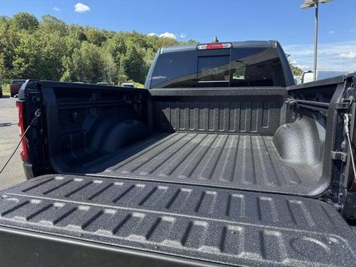 2026 RAM 1500 RAM 1500 WARLOCK CREW CAB 4X4 5'7' BOX
