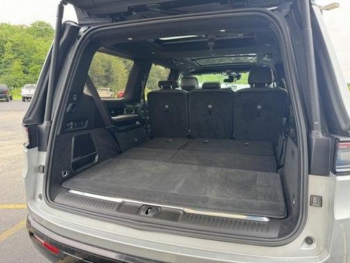 2024 Jeep Grand Wagoneer Series II Obsidian