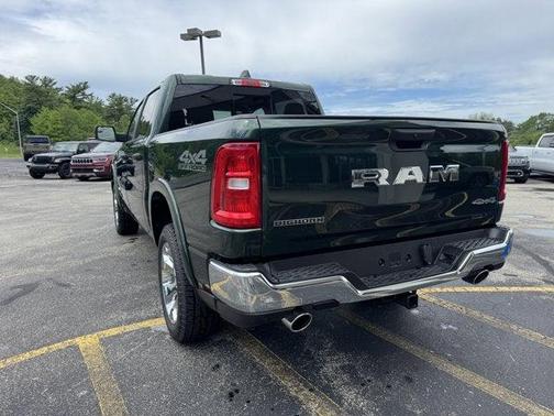 Serrano Green Metallic 2026 RAM 1500 Big Horn/Lone Star