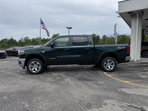 Serrano Green Metallic 2026 RAM 1500 Big Horn/Lone Star