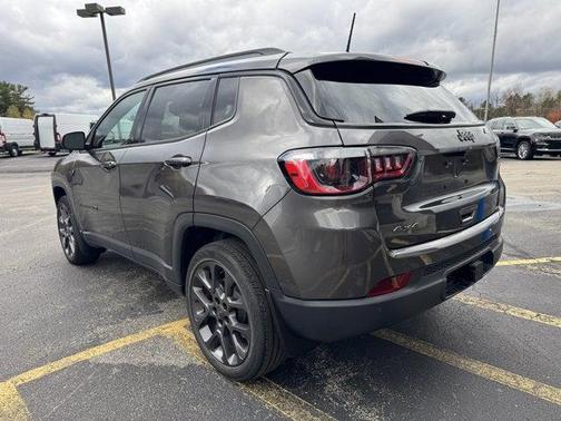 2021 Jeep Compass 80th Special Edition