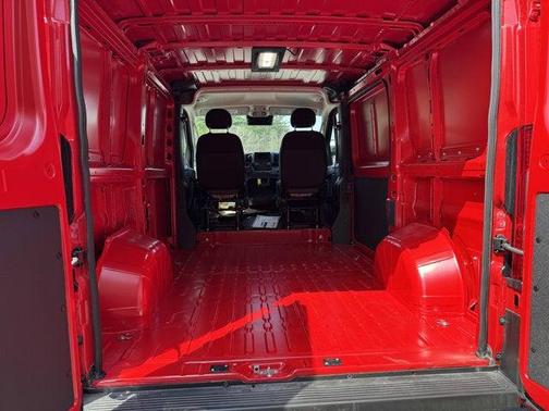 Flame Red Clearcoat 2026 RAM ProMaster 1500 Low Roof