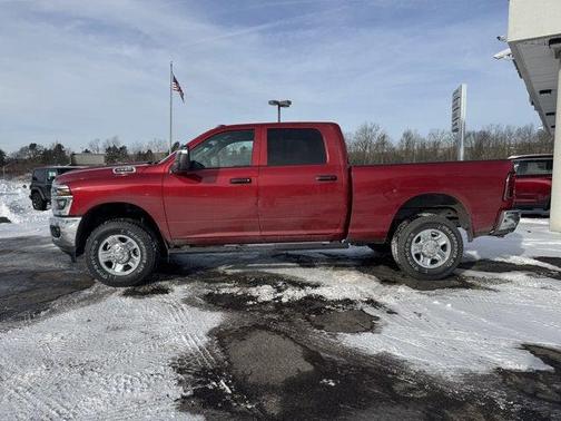 2026 RAM 2500 Tradesman Crew Cab 4x4 6'4' Box