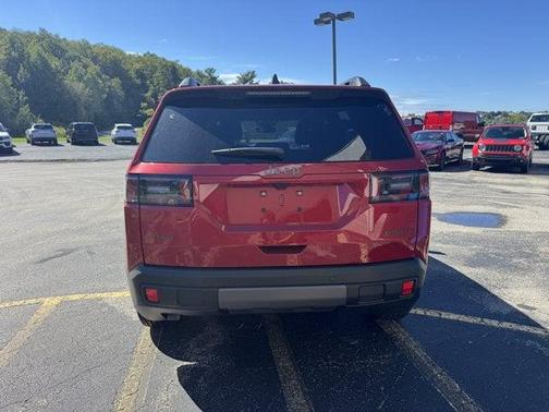 Red Hot Pearlcoat 2026 Jeep Cherokee Limited