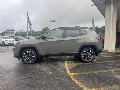Sting-Gray Clearcoat 2023 Jeep Compass Limited