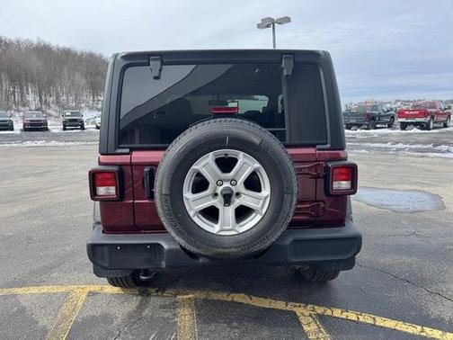 2022 Jeep Wrangler Sport S