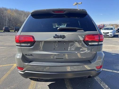 2020 Jeep Grand Cherokee Upland