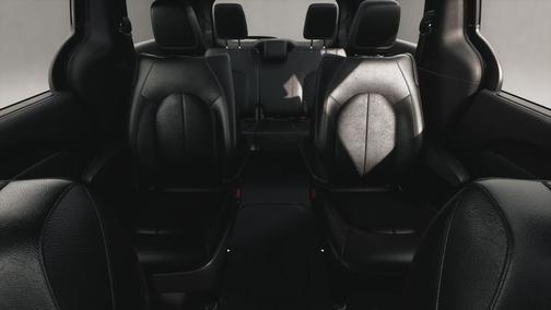 Red Hot Pearlcoat 2027 Chrysler Pacifica L