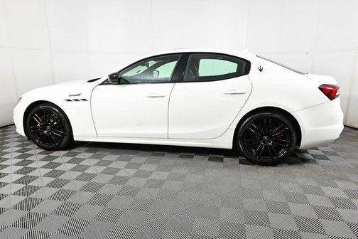 Bianco 2024 Maserati Ghibli Modena Ultima Q4