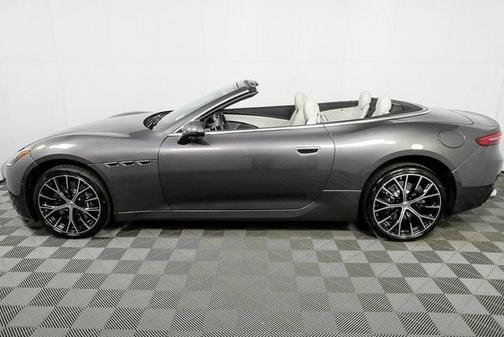2026 Maserati GranCabrio Trofeo