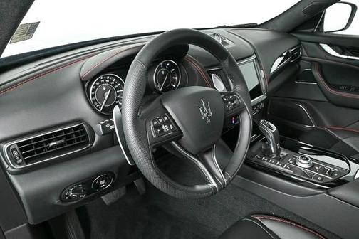 2024 Maserati Levante GT Ultima