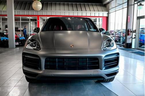 2022 Porsche Cayenne Cayenne