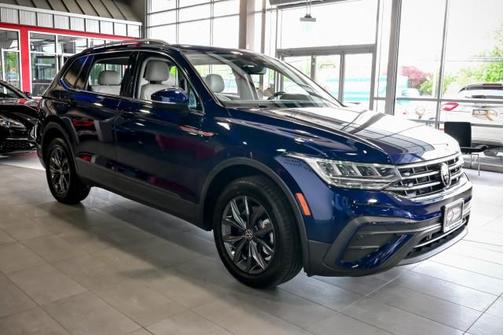Atlantic Blue Metallic 2022 Volkswagen Tiguan 2.0T SE 4MOTION