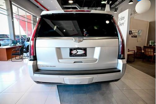 Radiant Silver Metallic 2016 Cadillac Escalade Luxury