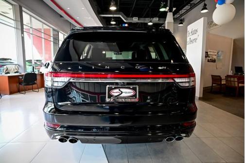 Infinite Black Metallic Clearcoat 2022 Lincoln Aviator Grand Touring AWD