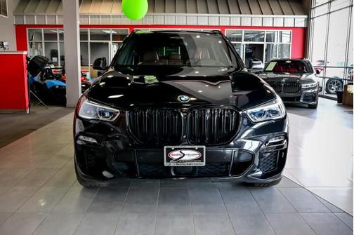 Black 2021 BMW X5 xDrive40i