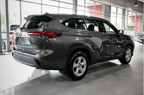 2021 Toyota Highlander LE