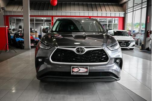2021 Toyota Highlander LE
