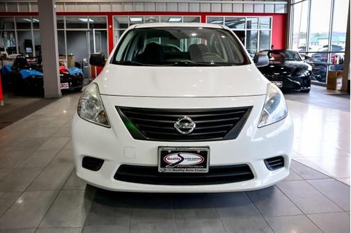 2014 Nissan Versa 1.6 S+