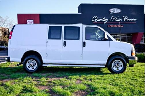 2024 GMC Savana 2500 Work Van