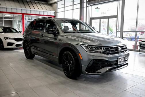 2024 Volkswagen Tiguan 2.0T SE R-Line Black 4MOTION