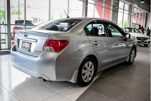 2012 Subaru Impreza 2.0i