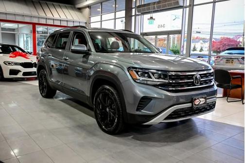 2022 Volkswagen Atlas 3.6L SE w/Technology