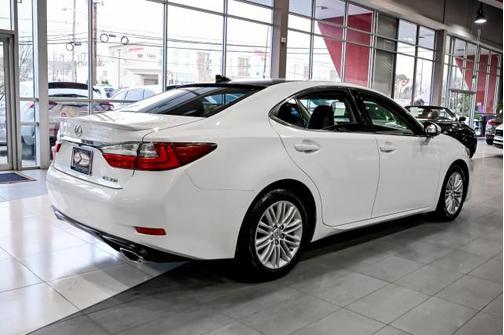 2017 Lexus ES 350 Base