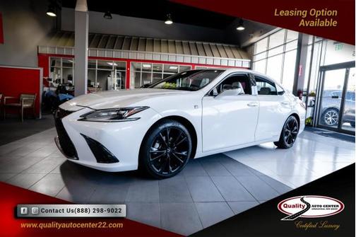 2022 Lexus ES 300h F SPORT
