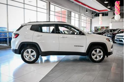 2022 Jeep Compass Latitude