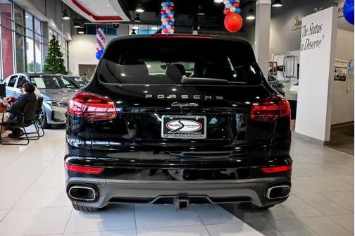2016 Porsche Cayenne Cayenne