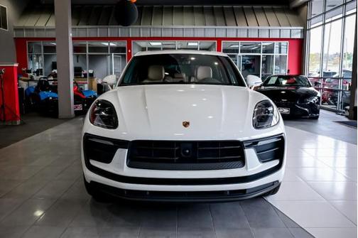 2023 Porsche Macan