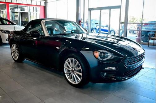 2019 FIAT 124 Spider Base