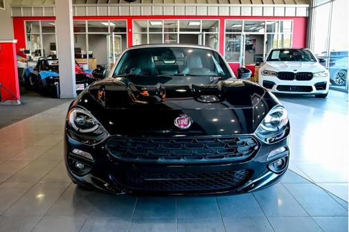2019 FIAT 124 Spider Base