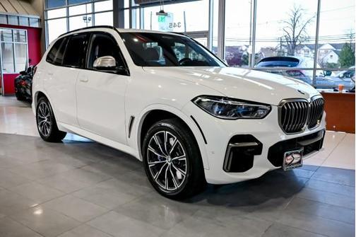 2022 BMW X5 M50i