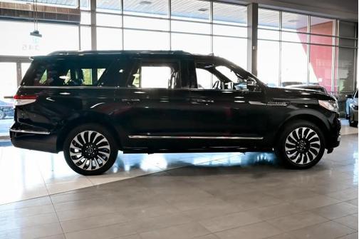 2022 Lincoln Navigator Black Label