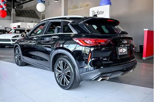 2022 INFINITI QX50 LUXE AWD