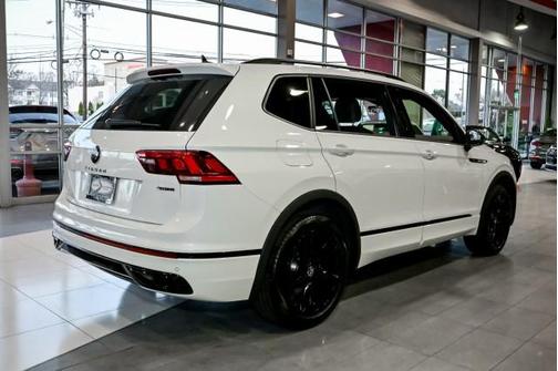 2024 Volkswagen Tiguan 2.0T SE R-Line Black 4MOTION