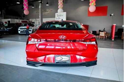 2021 Hyundai ELANTRA SEL