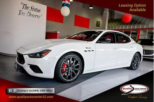 2022 Maserati Ghibli Modena Q4