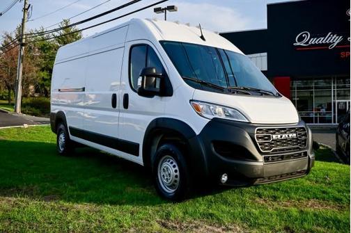 Bright White Clearcoat 2025 RAM ProMaster 2500 Tradesman