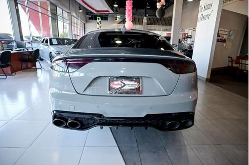 2023 Kia Stinger GT2