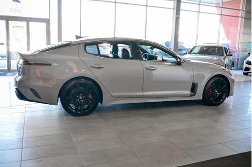 2023 Kia Stinger GT2