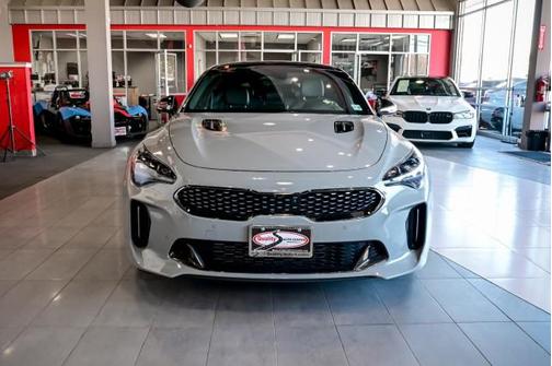 2023 Kia Stinger GT2