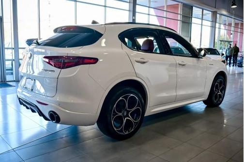 2023 Alfa Romeo Stelvio Veloce AWD
