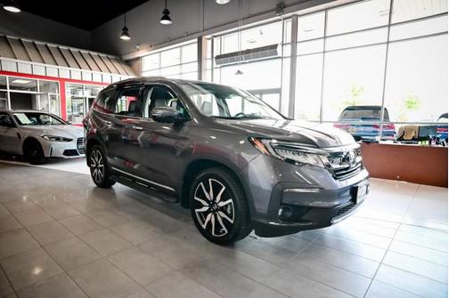 2022 Honda Pilot Touring 8-Passenger