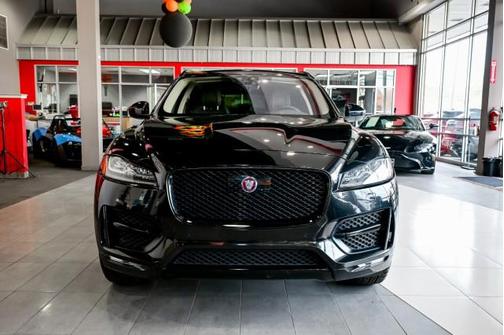 2019 Jaguar F-PACE 25t R-Sport